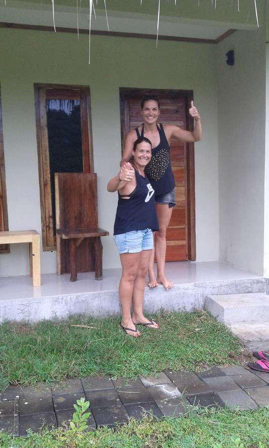 Village Corner Homestay Kuta  Dış mekan fotoğraf