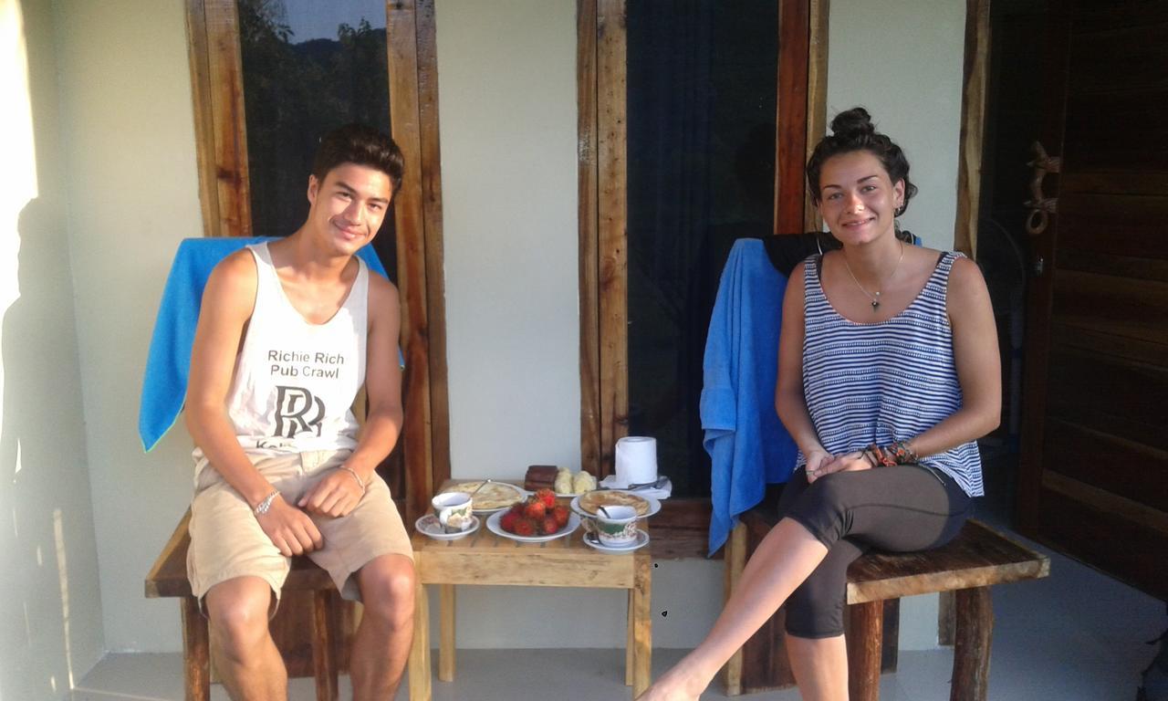 Village Corner Homestay Kuta  Dış mekan fotoğraf